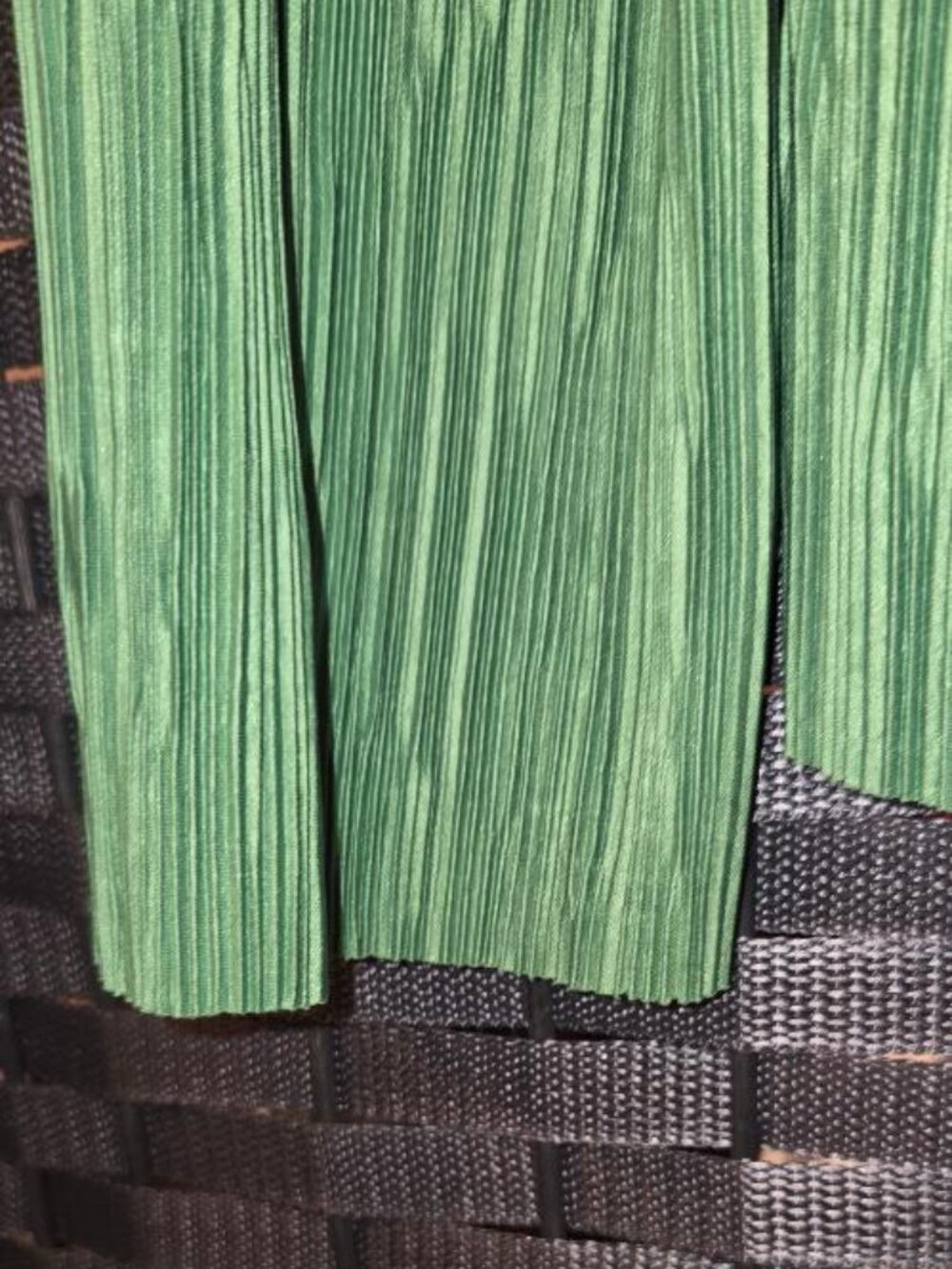 Zara Pilsse Pleated Button-Up Green Shirt - Picture 4 of 6
